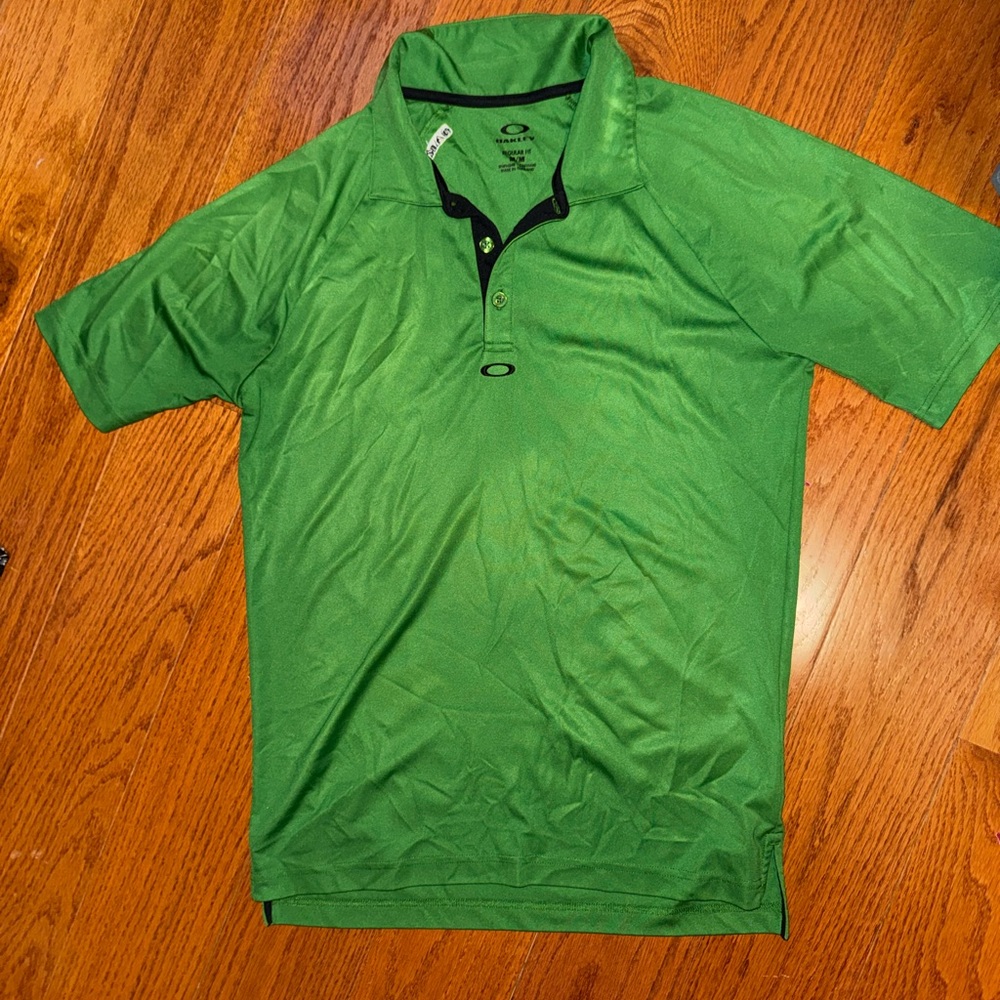 Oakley Bright Green Men’s Tech Polo with Black Trim